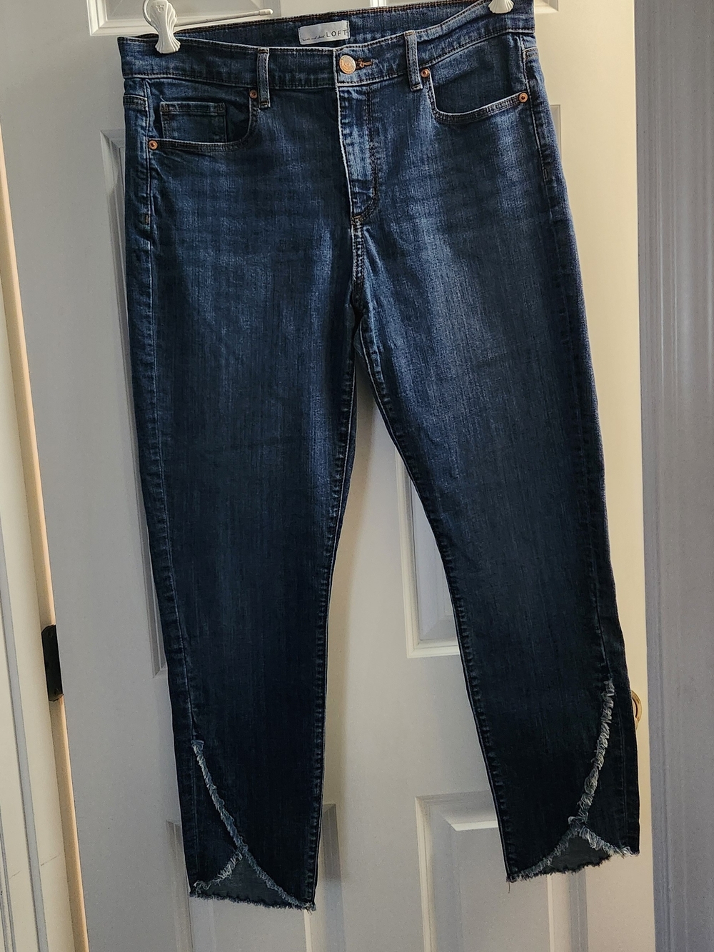LOFT Dark Blue High-Rise Straight Stretchy Jeans. SIZE 12.